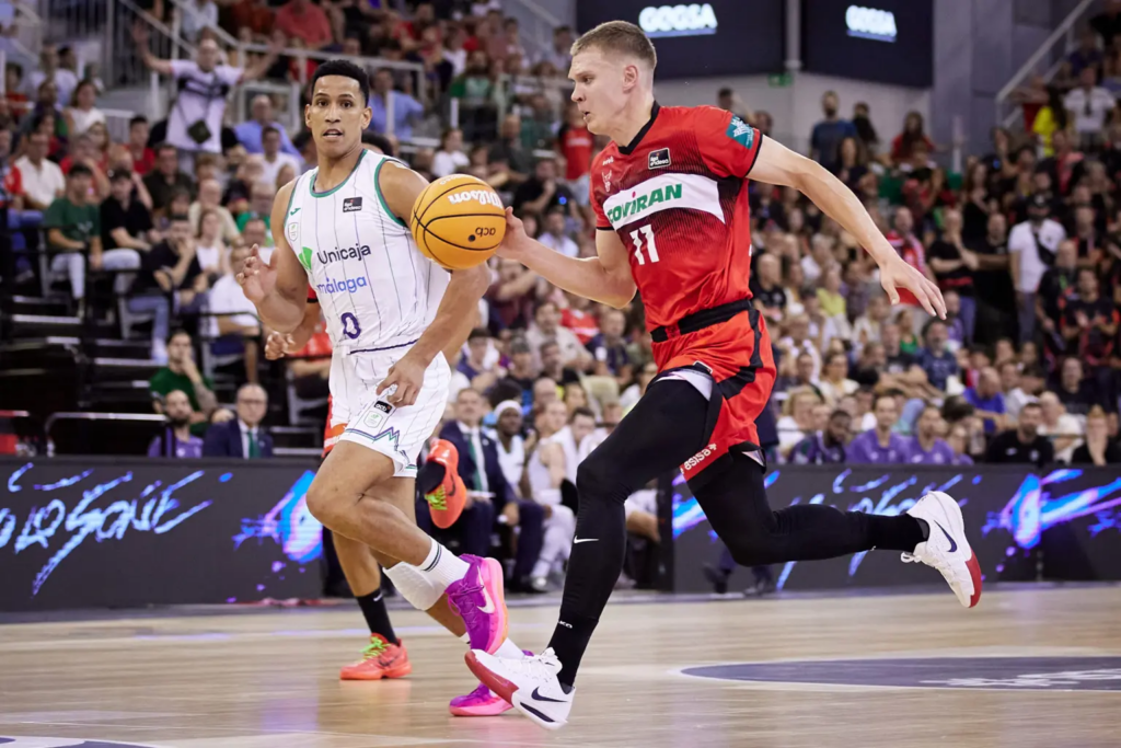 Tyson y Valtonen Unicaja vs Granada