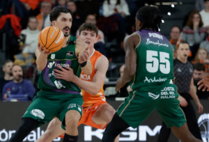 Unicaja vs Valencia Perry y Djedo