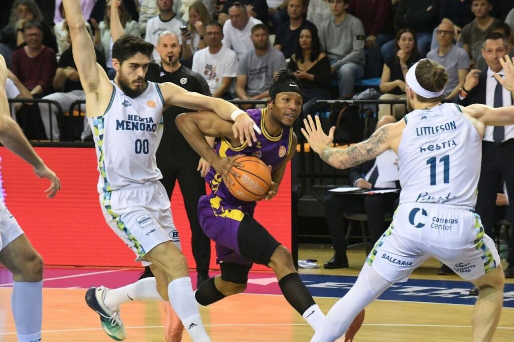 photo_5994372330911632293_y